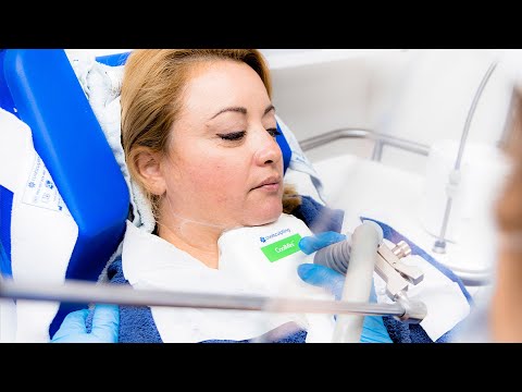 How To Get Rid Of A Double Chin? - Fat Freezing Treatment (CoolSculpting)