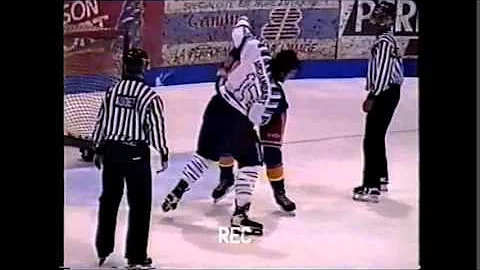 Jason Spence vs. Daniel Archambault QMJHL 5/12/97