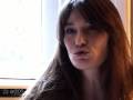 Interview vidéo de Carla Bruni : La poésie anglaise (1/2)