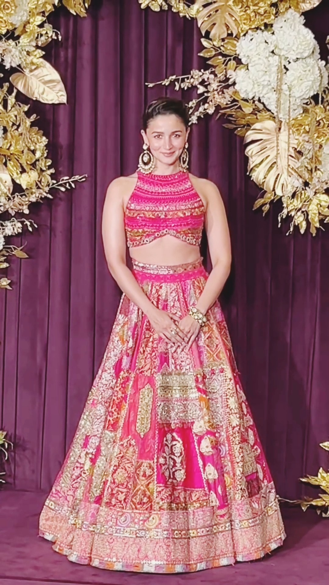 Alia Bhatt Dazzles at Manish Malhotra's Diwali Party l Bollywood l Alia Bhatt