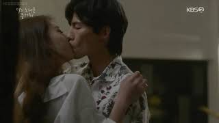 Song Jae Rim and Jiyeon kiss