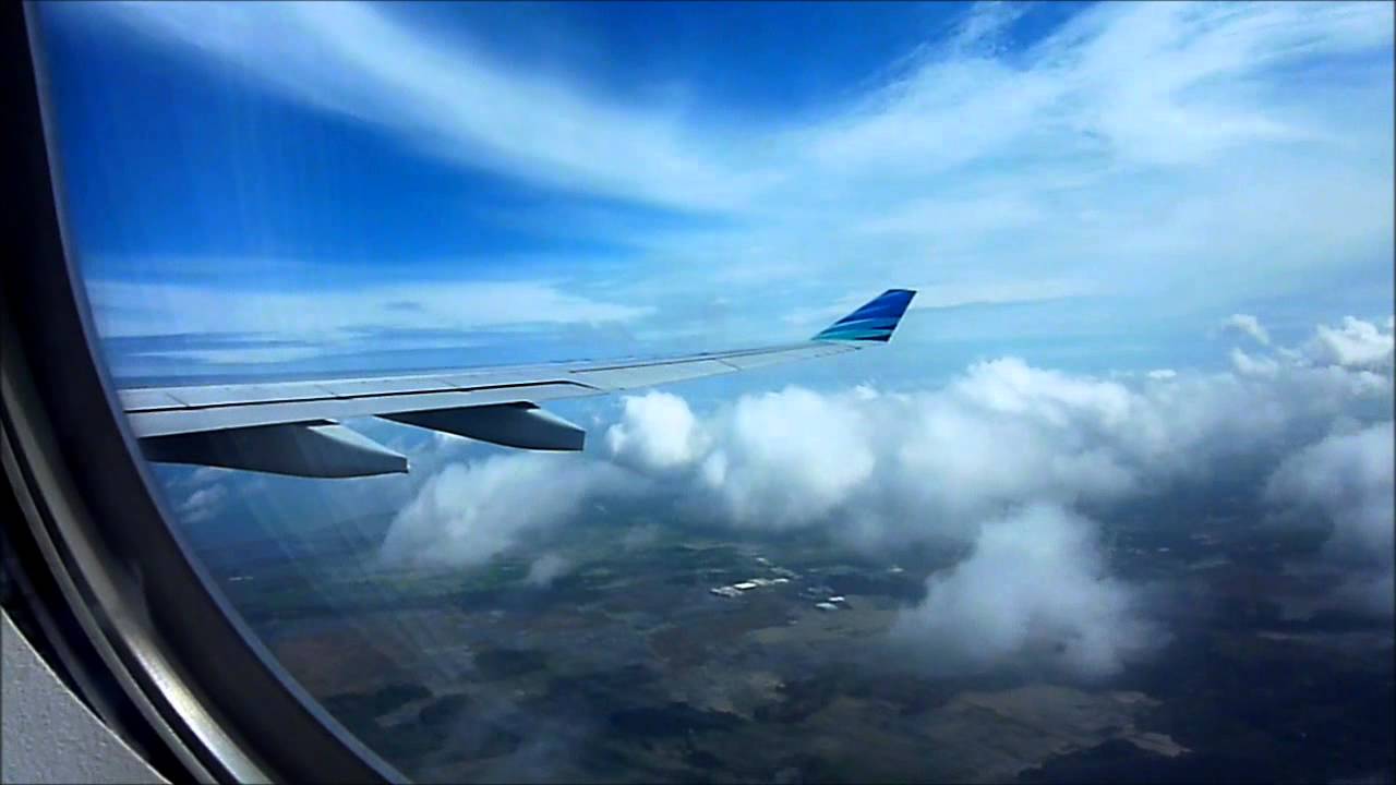 Garuda Indonesia GA898 Airbus A330-243 [PK-GPO] Takeoff Soekarno Hatta ...