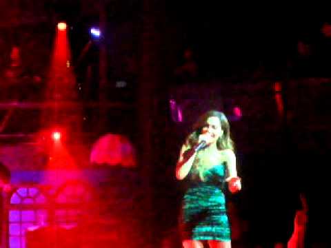 Despina Vandi-Agapa me(VASILIS KARRAS)@VOX