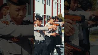 Latihan anggota dalam penyesuaian penggunaan harus bisa mengoprasikan mekanik senjata papper gun.