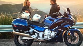 2016 Yamaha FJR1300A And FJR1300ES First Look Now with sixth gear and lean sensitive headlights!