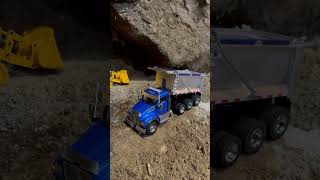 1/50 KENWORTH T880