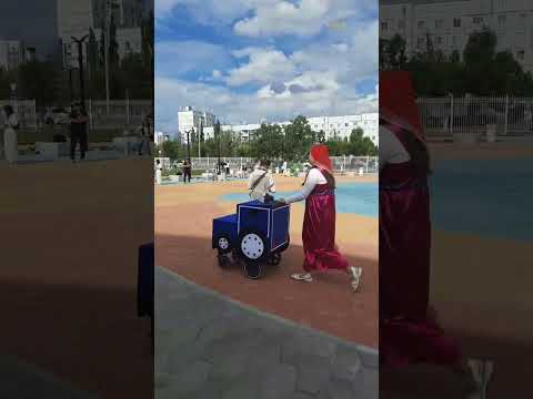 В детском творческом центре 'Самғау' в Экибастузе прошёл традиционный парад колясок