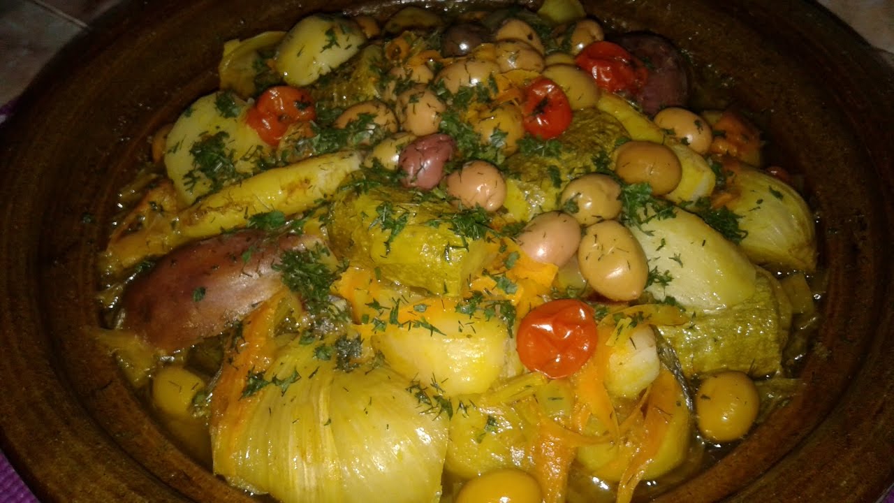 سر ألذ طاجن مغربي بالخضار الموسمية بدون لحم