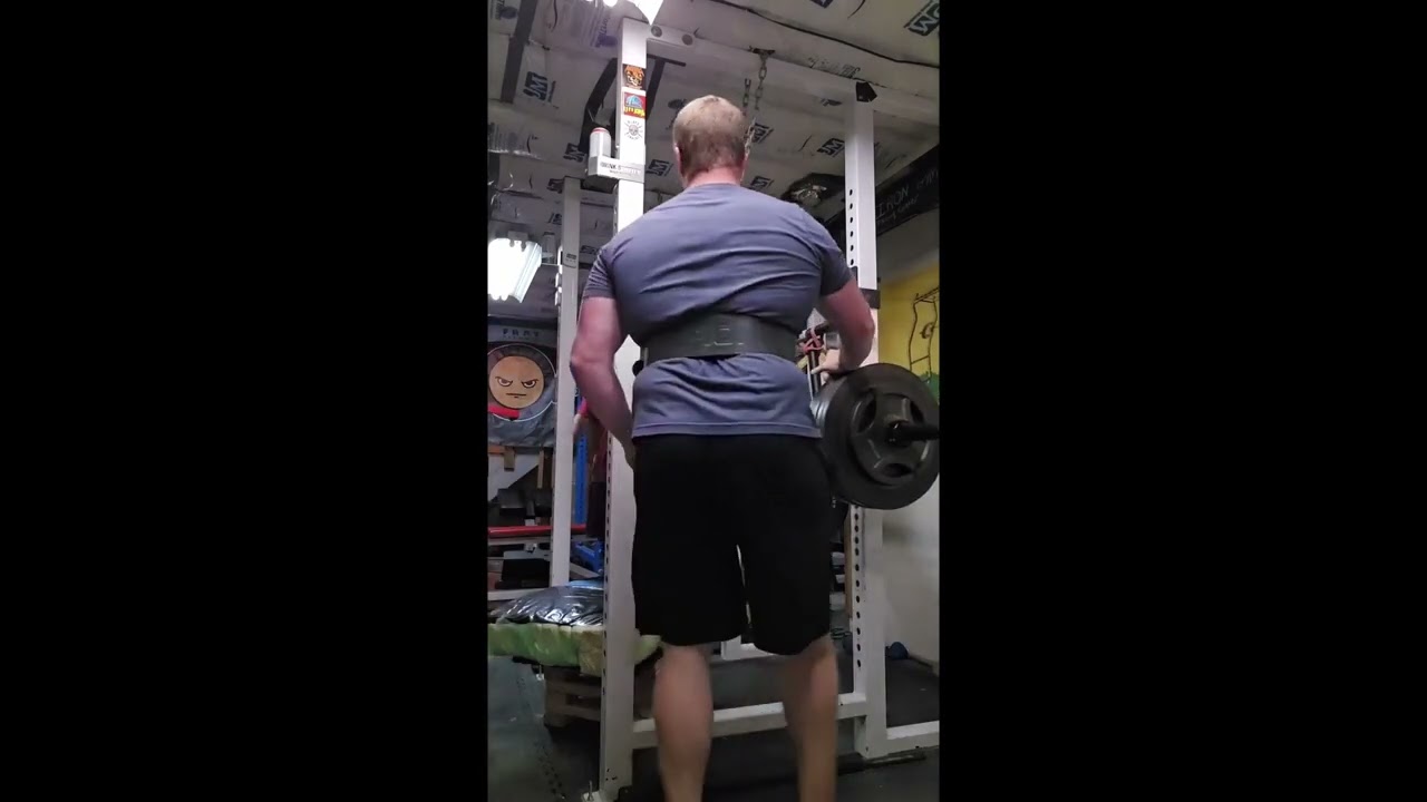 Hulk Hogan Tribute Workout