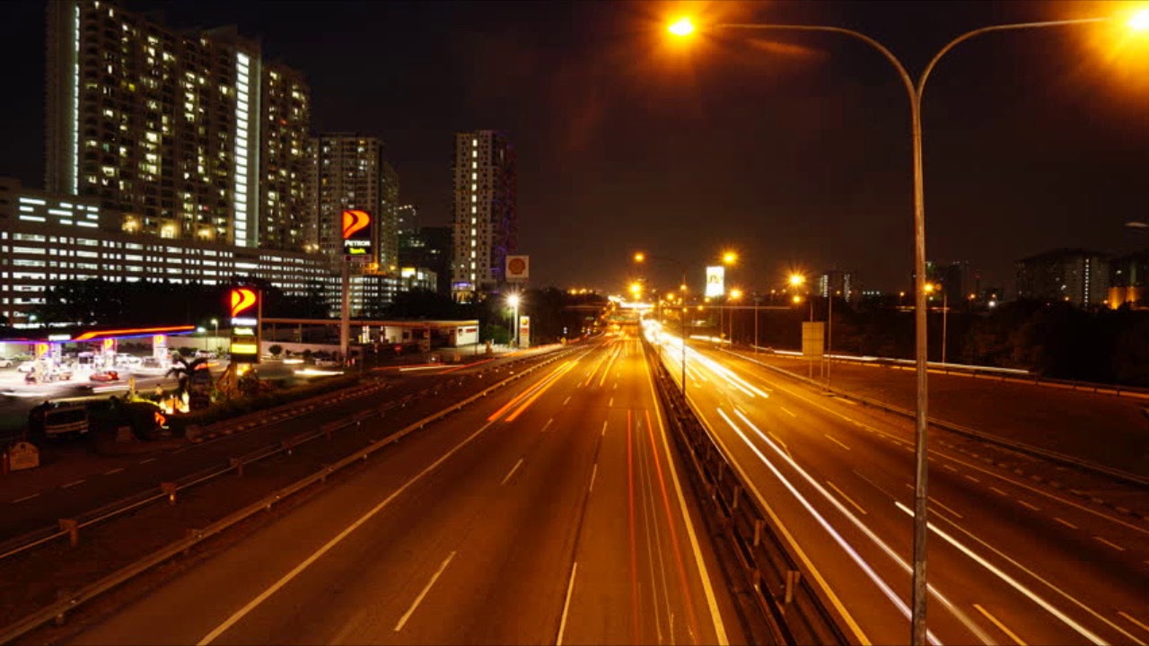 XtremeMusik - A Hotel Surrounded By Highway [Jazz]