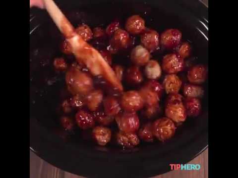3-INGREDIENT COCKTAIL MEATBALLS // ALBONDIGAS TIPO CÓCTEL CON TRES INGREDIENTES