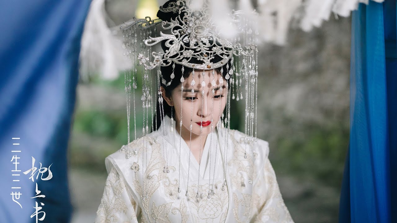 Невероятные женские головные уборы в китайских дорамах