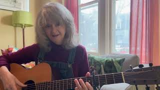 Everyone's an Expert - Lynn Harrison