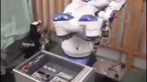 Motoman robots in electronic assembly applications