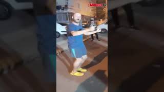 Ukraynalı Alex, Çekirge Türküsüyle Coştu