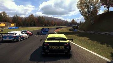 GRID Autosport big crash ( five AI cars roll after start)