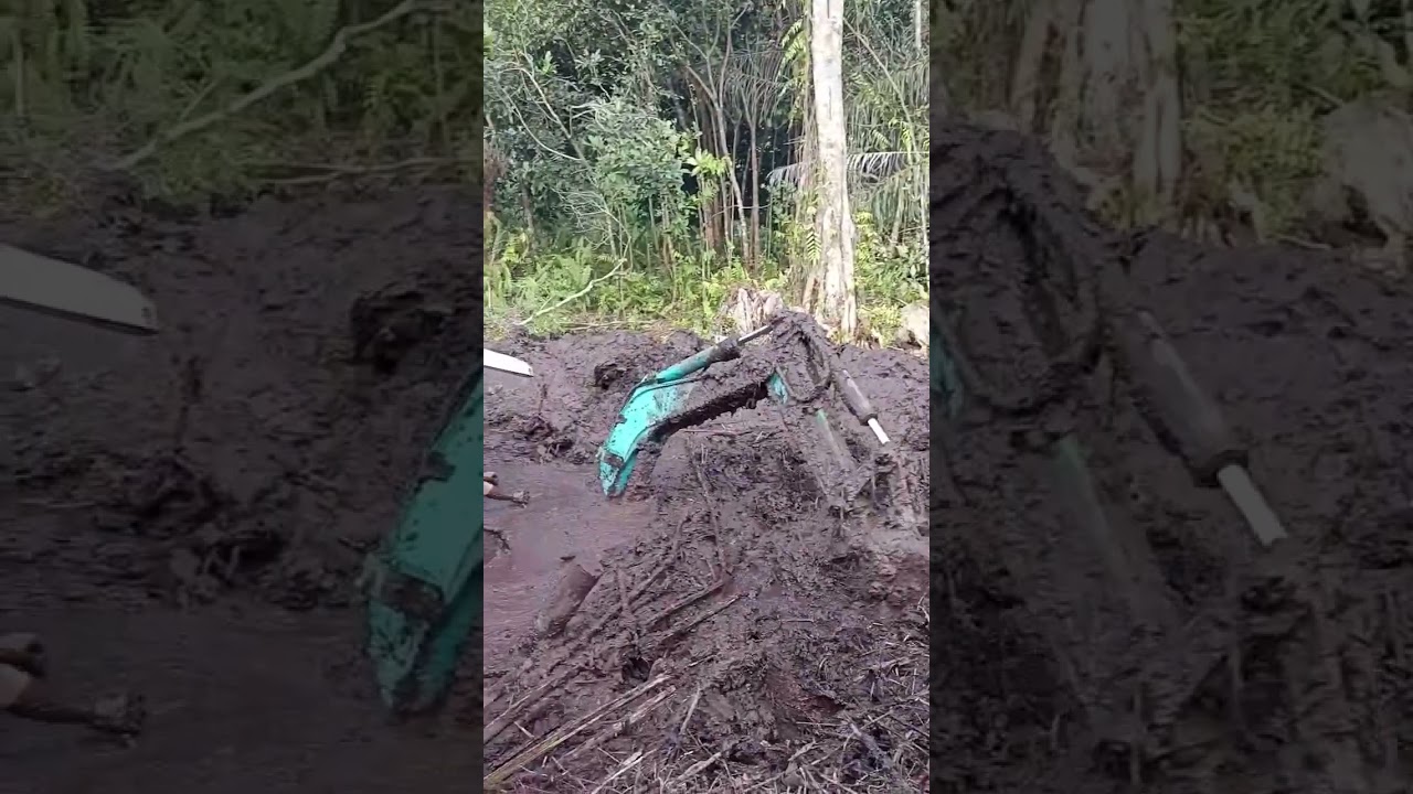 Kinh Khủng Máy Xúc Ngập Nặng Dưới Bùn - Tài Xế Qúa Gan Dạ