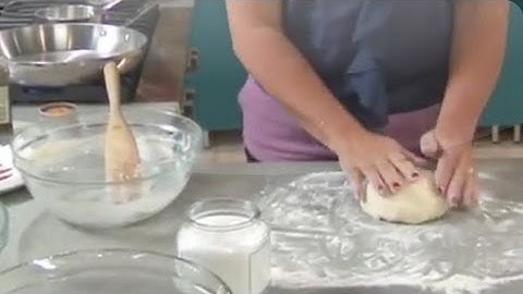 Homemade Pizza Dough - Mad Hungry with Lucinda Scala Quinn
