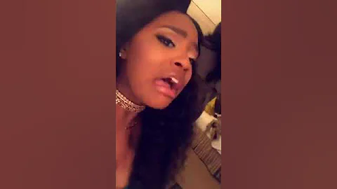 Summerella Sings Ooh She Bad♬