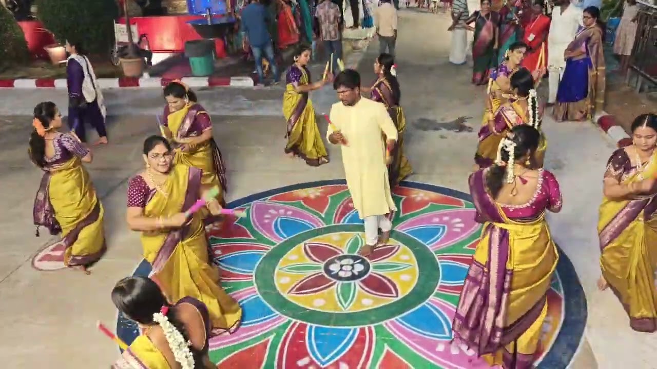 Kolatam @TTD jublee hills