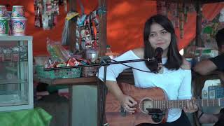 Download Lagu Ungu Sejauh Mungkin - Lia Magdalena Cover Download Lagu Ungu Sejauh Mungkin - Lia Magdalena Cover