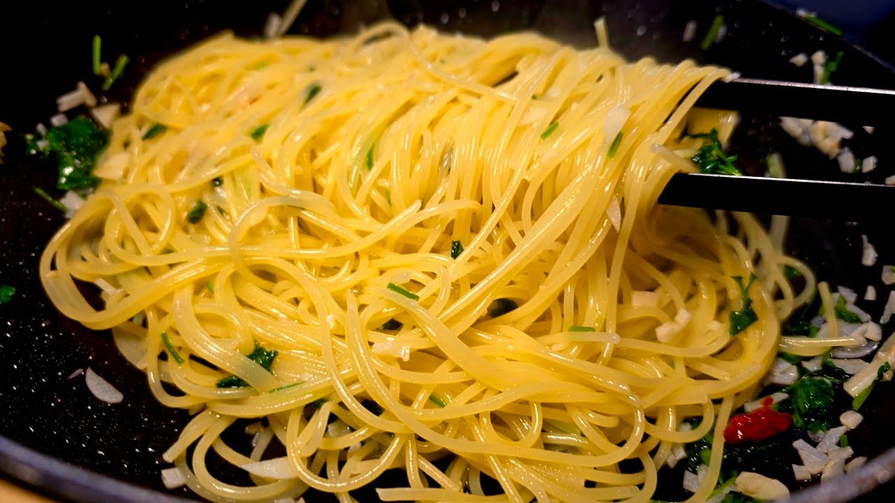 本場のペペロンチーノは本当にクソマズいのか検証します。