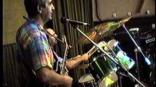 Zespół Bez Nazwy 1991 rok -  przedstawianie zespołu chords