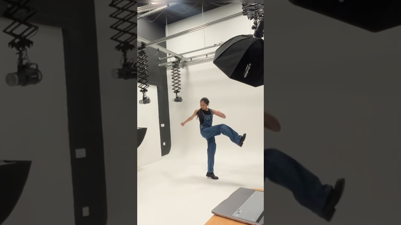 Behind the scene of my recent work. #photography #fashionphotographer #fashion #fashionphotography