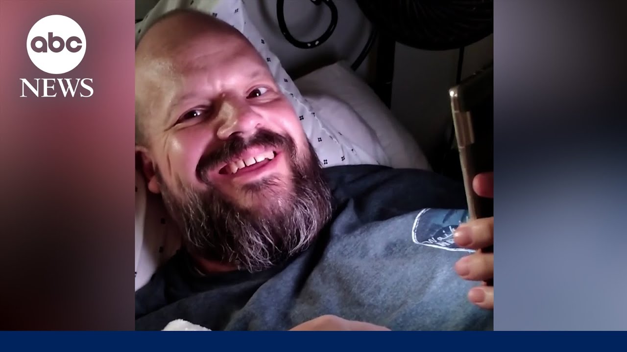 Dolly Parton fulfills man’s dying wish, serenading him over the phone