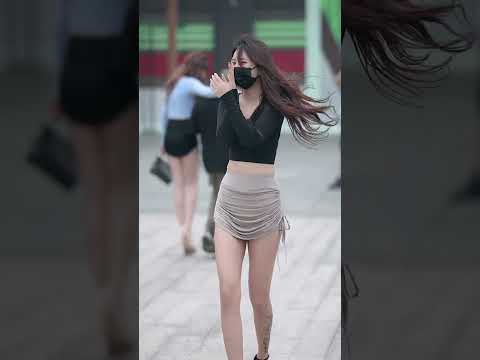 👍👍|Tiktok Douyin Fashion | Chinese mini skirt Long legs girl Street Fashion #Shorts