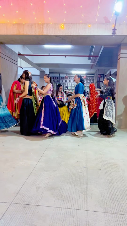 Navratri enjoy garba🥰♥️#kashishpatel #trendingsong #viralsong #navratrispecial #raasgarba #garba