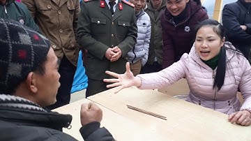 "Lày cỏ" em gái xinh chấp hết trai làng