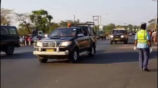 President Mutharika long convoy from the Airport.