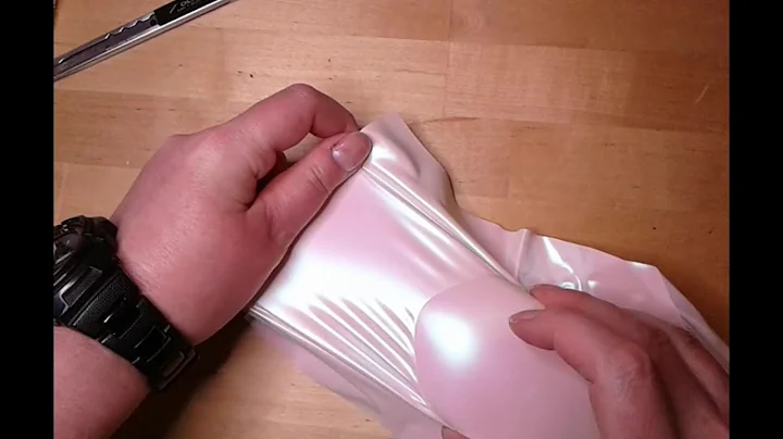 How do you vinyl wrap a curved surface? (2023)
