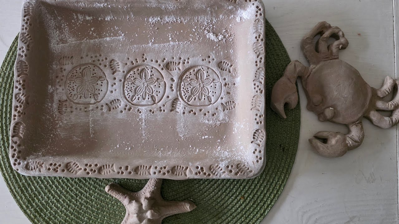 Изготовление вручную небольших прямоугольных блюд или тарелок из пластикового подноса 02.03.26