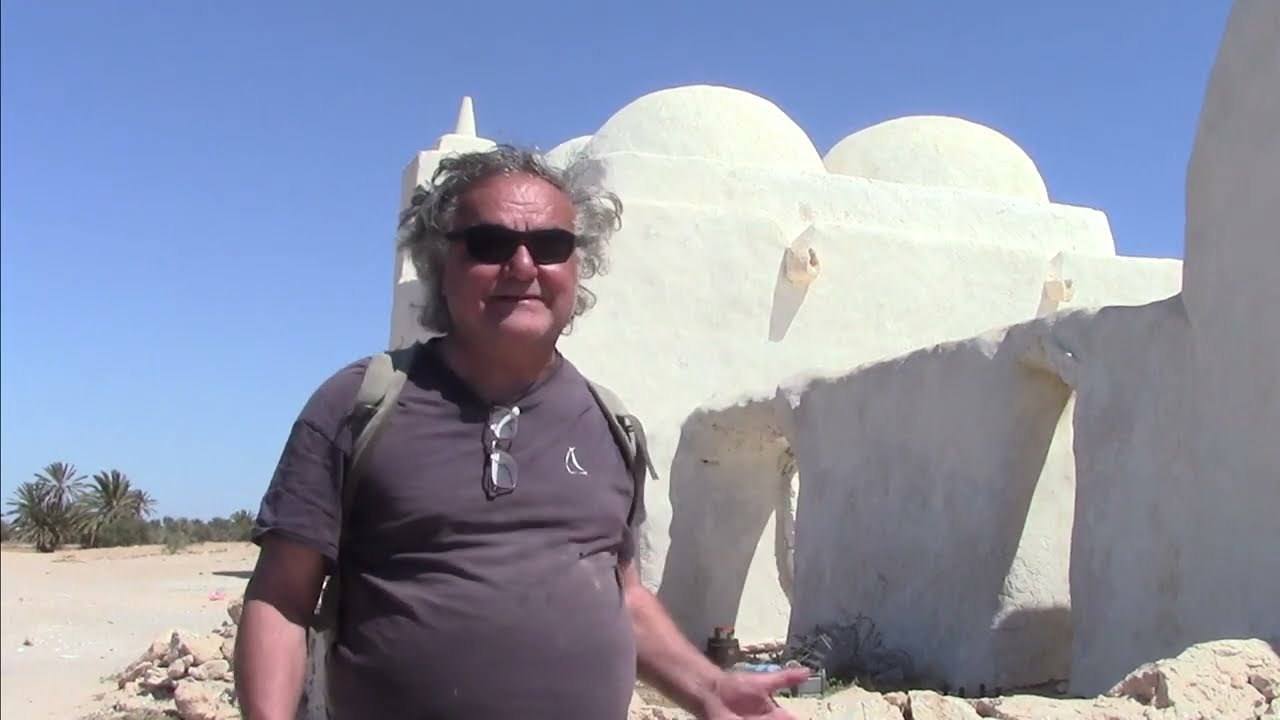 ⁣A Sidi Yati, la moschea sul mare