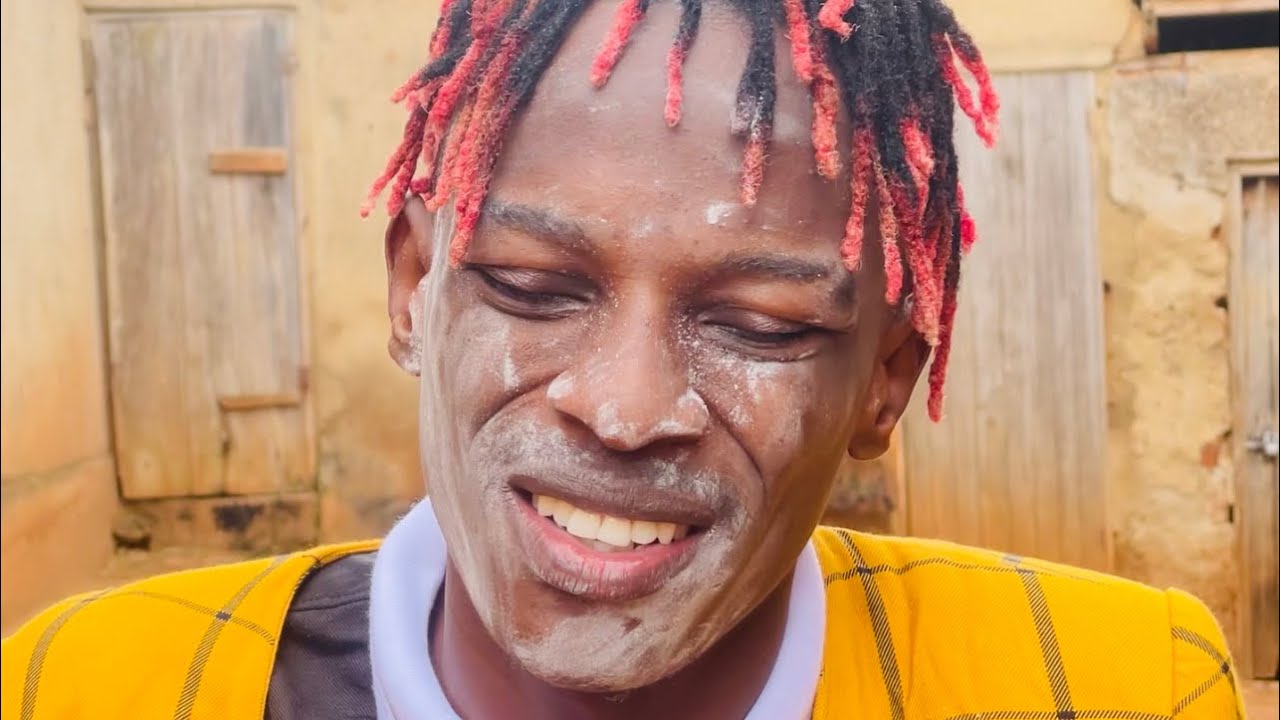 OMUKULU JAGENZE OKANIKA AMASANYALAZE TALUTONZE 😂😂🙌🏾🙌🏾