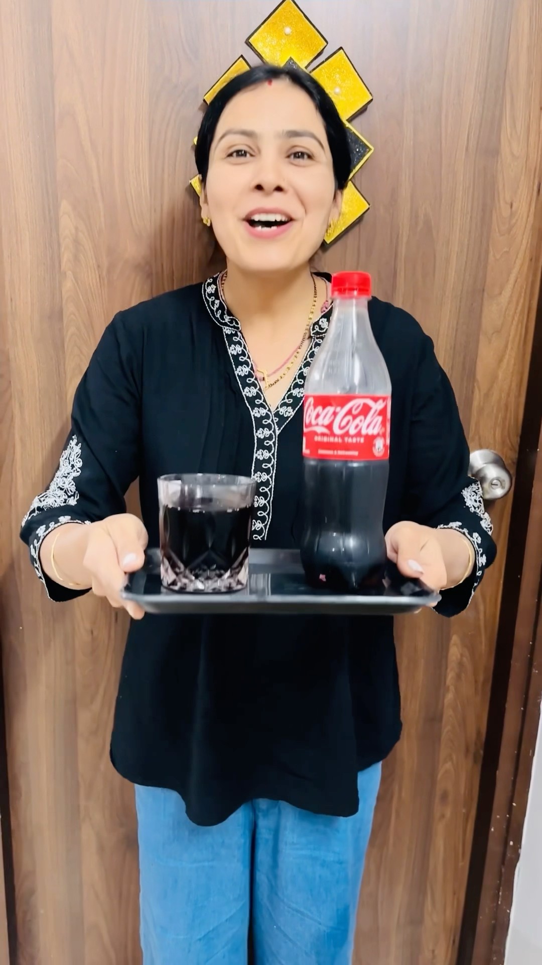 Kuchh thanda peelo mood nhi hai dahi bade lo mood nhi hai??? #shorts #samayranarula Funnyvideo