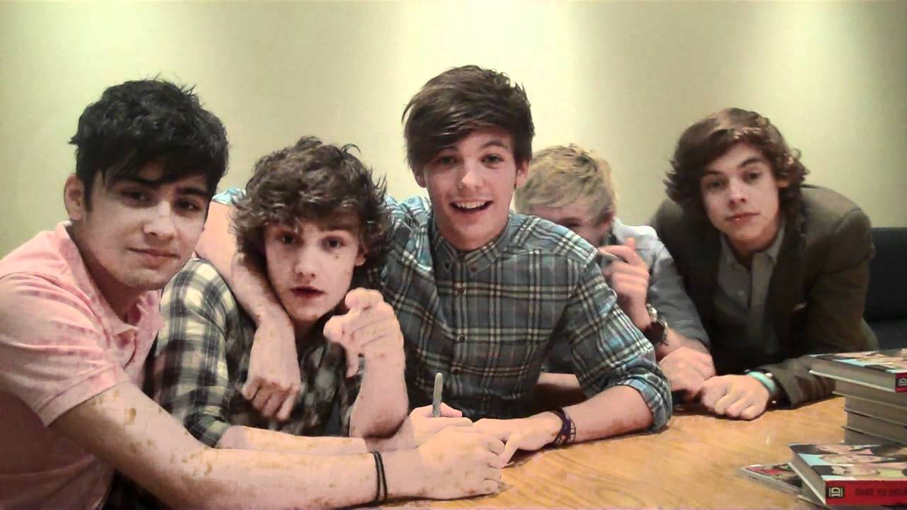One Direction Tour Announcement - The boys are thrilled to announce their debut UK & Ireland tour for December 2011 and January 2012!