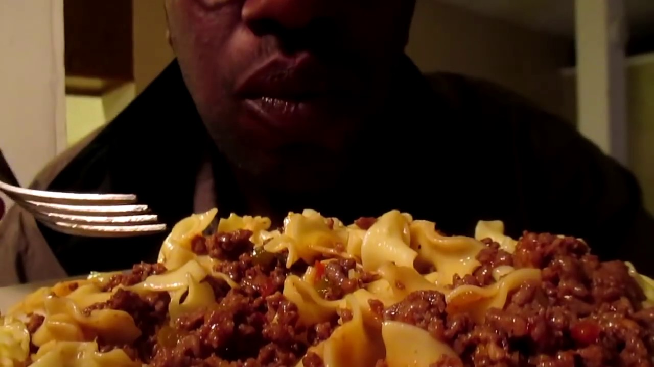 ASMR Eating Sounds Spaghetti & Meatballs
