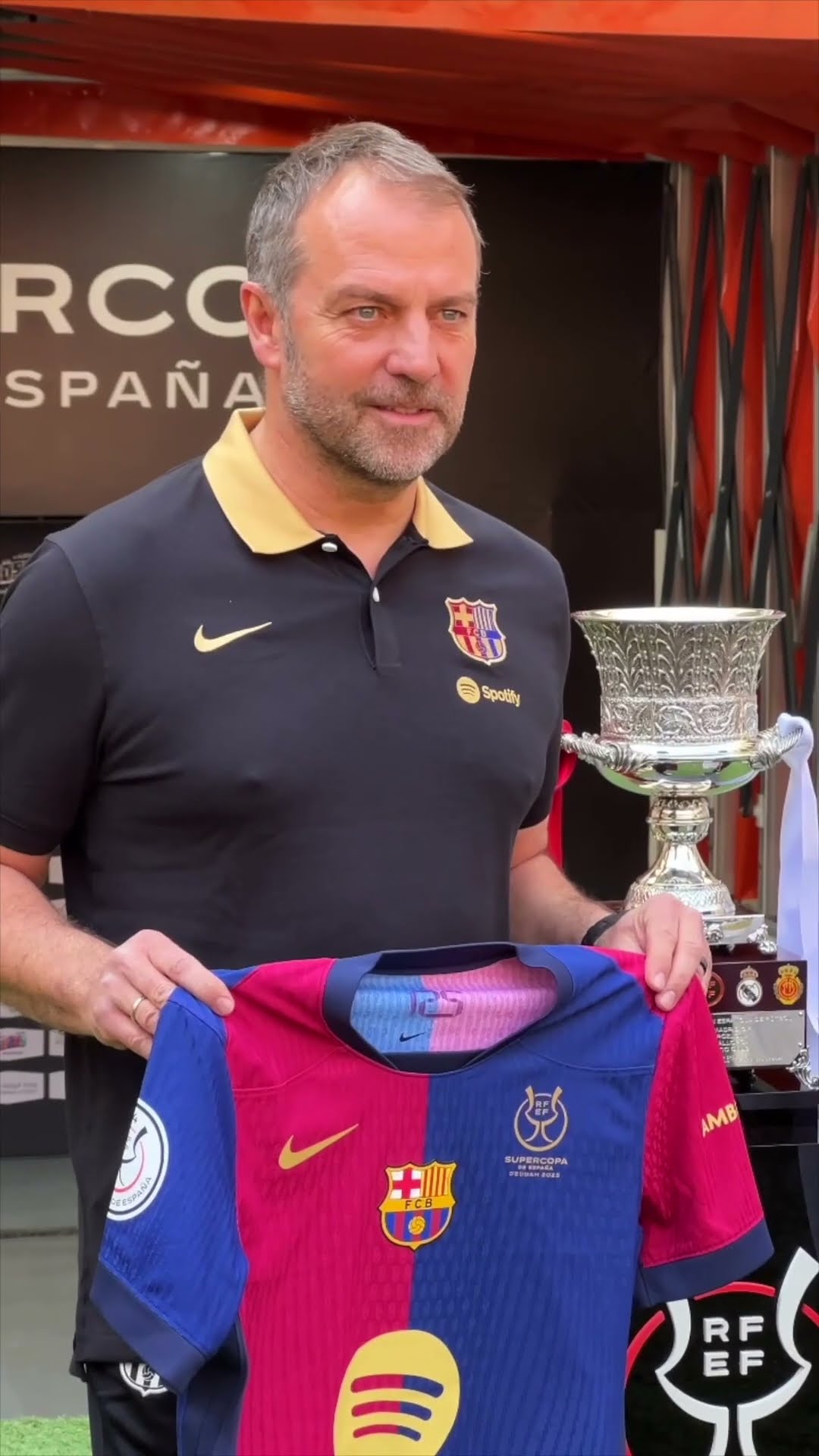 Hansi Flick ? Carlo Ancelotti #ElClásico #fcbarcelona #shorts