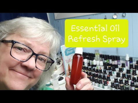 Simply Earth Essential Oil Refresh Spray