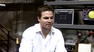 Stephen Amell Interview: Actor Teases Arrow Season 2