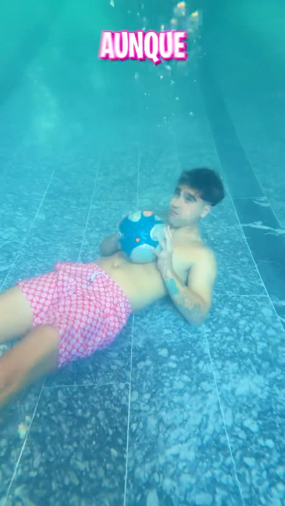 Nunca debi poner una bola de 10kg de bajo del agua????‍?