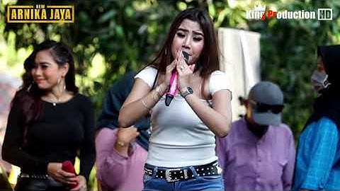 ANIK ARNIKA -DEMEN MANTAN
