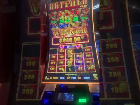 LIVE AVN AWARDS 2024 RED CARPET Resorts World Casino Las Vegas Strip #TKOB #thekingofbakersfield