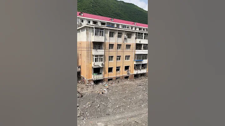 北京，門頭溝，木城澗。洪水過後… 就這建在河道里的破房子，一平米幾萬塊錢，你可敢信？ - 天天要聞
