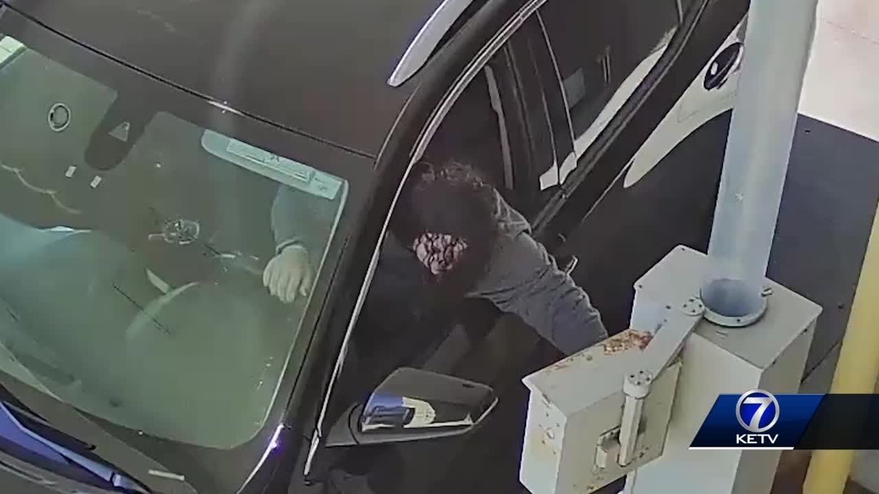 Crime Stoppers: Omaha police search for thief who allegedly broke into ...