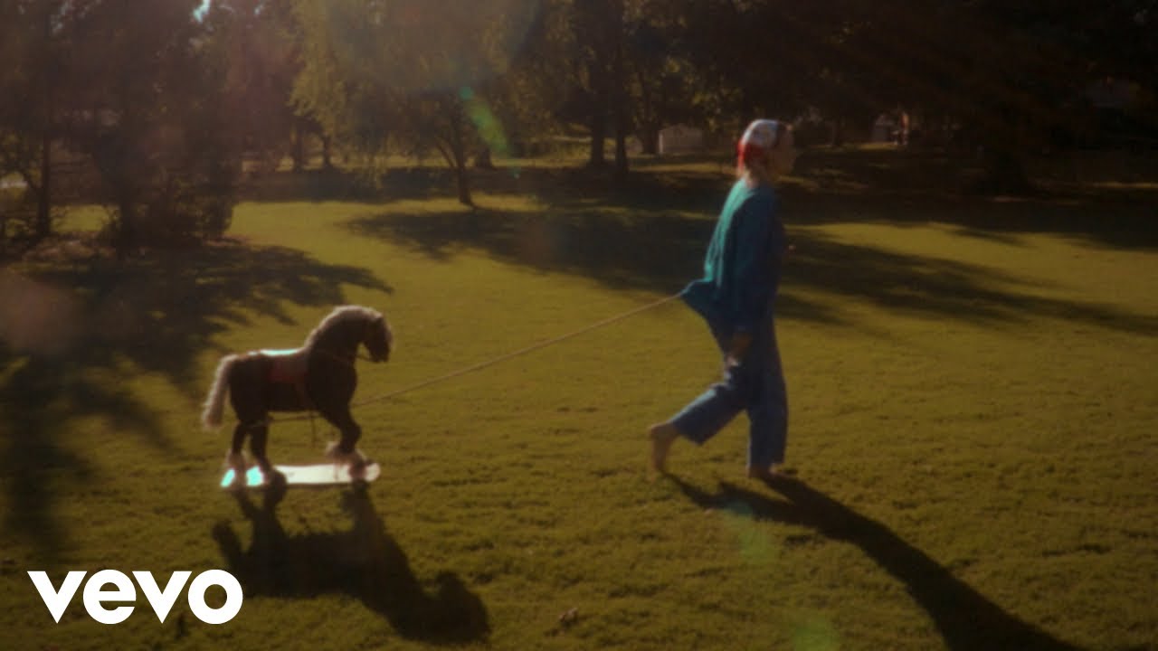 Ken Pomeroy - Pareidolia (Official Video) Ken Pomeroy - Pareidolia (Official Video)