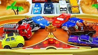 Cars 3 Toys Crazy 8 Demolition Derby Tournament vol.29 Battle of Radiator Springs Characters